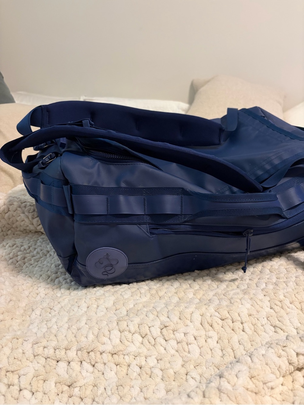 Baboon to the Moon 40L go-bag Navy